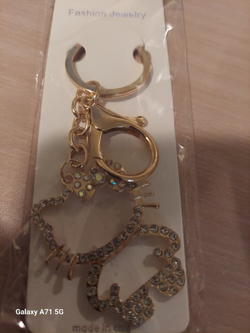 Hello Kitty Gold-tone Key Chain - Picture 2 of 2